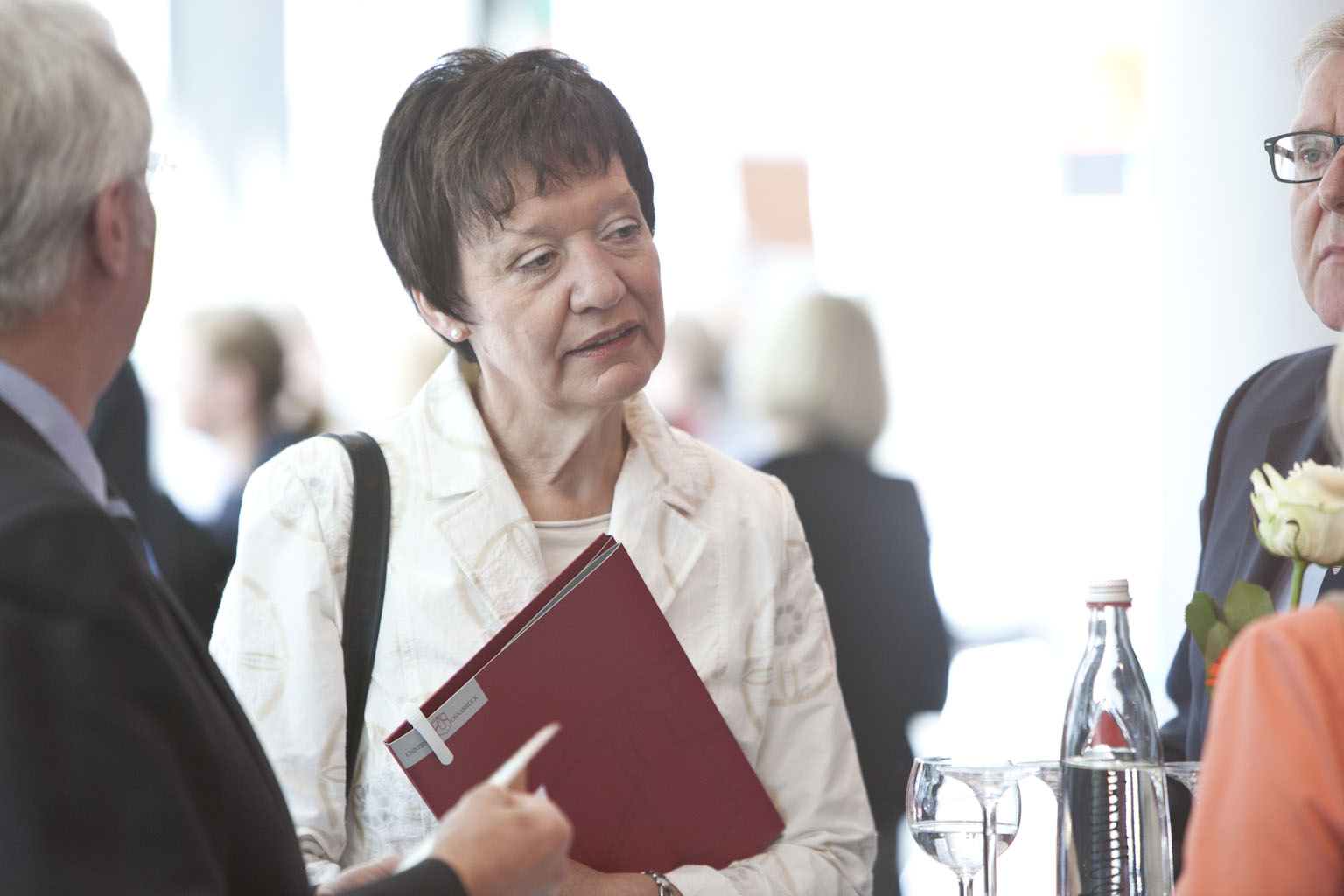 Klicken Sie auf das Bild, um es zu vergrößern