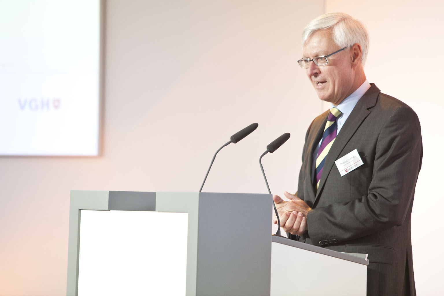 Klicken Sie auf das Bild, um es zu vergrößern