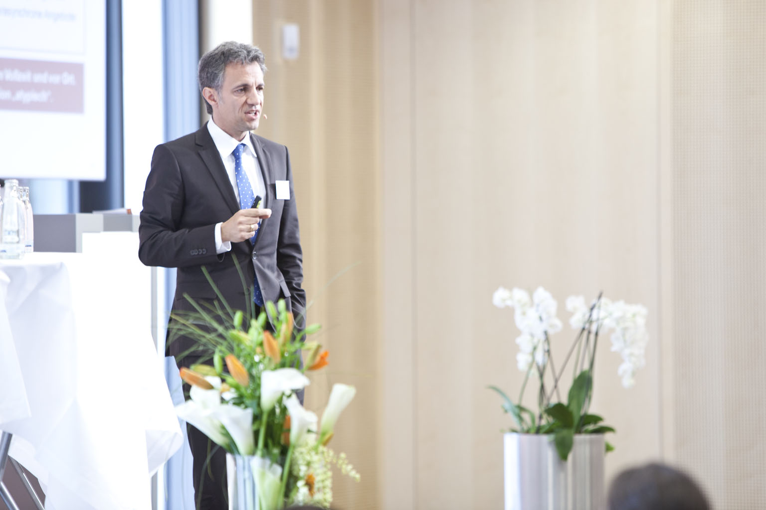 Klicken Sie auf das Bild, um es zu vergrößern