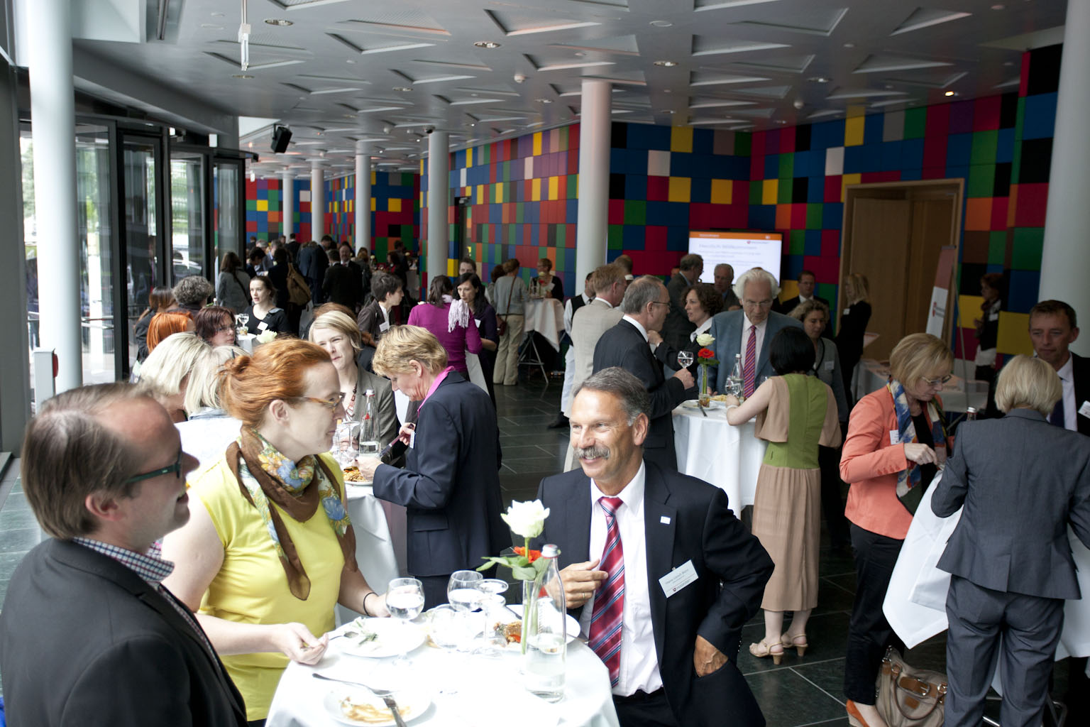 Klicken Sie auf das Bild, um es zu vergrößern