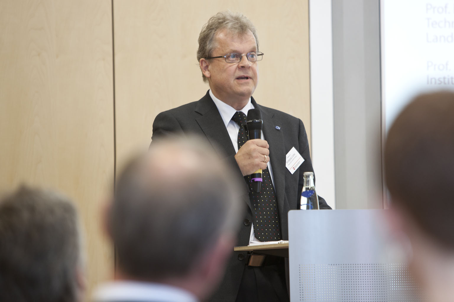 Klicken Sie auf das Bild, um es zu vergrößern