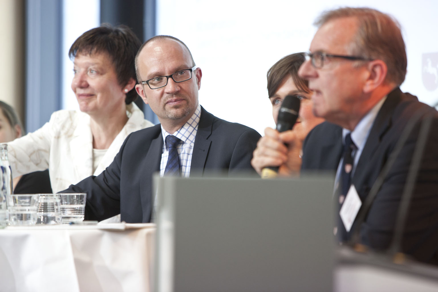 Klicken Sie auf das Bild, um es zu vergrößern